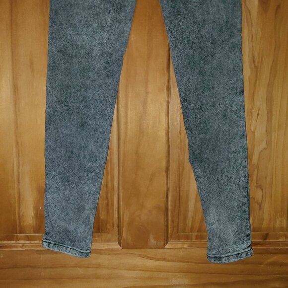 Garage Denim High Rise Skinny Jeans - Picture 9 of 9